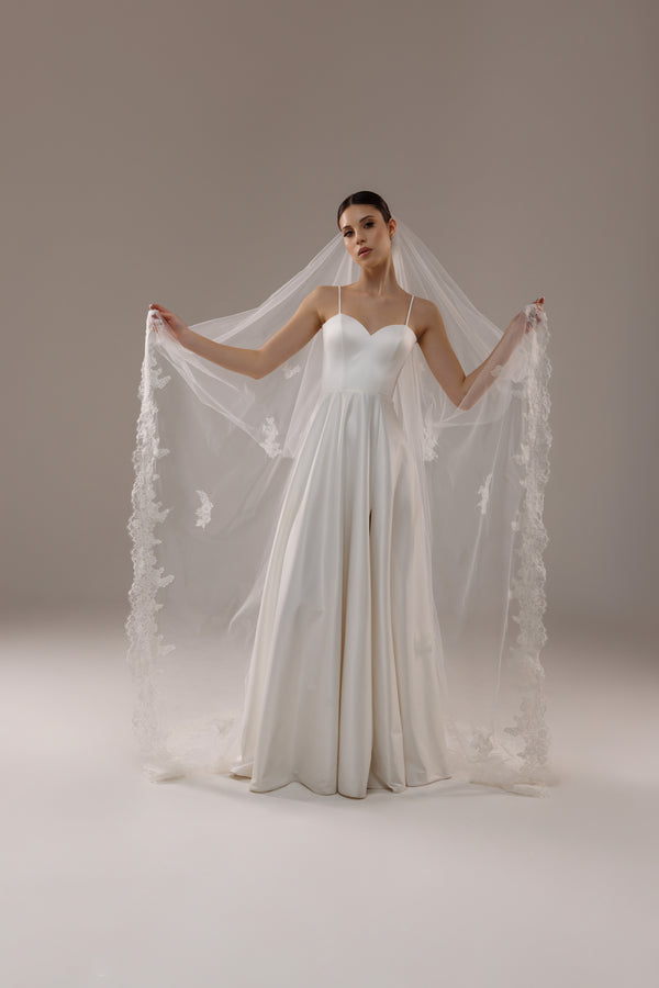 Drop Lace veil with plane Blusher,2ILCVAPLO5/V-2515