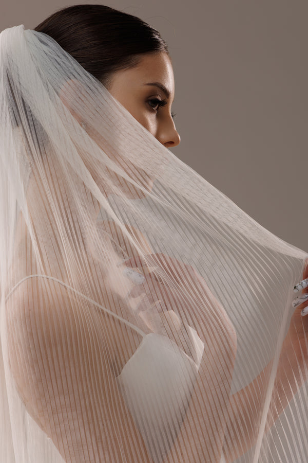 Pleated wedding veil