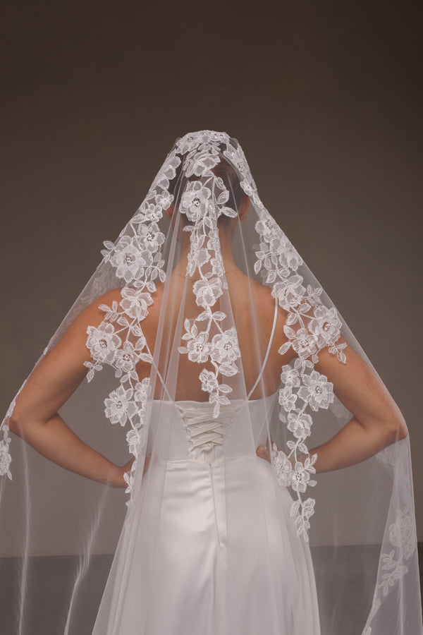Mantilla Veil with Corded Lace Appliqués  LCV64/V-2528