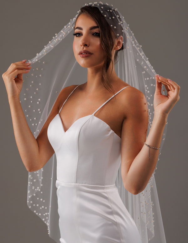 Mantilla style pearl edge veil, VAMB2BV