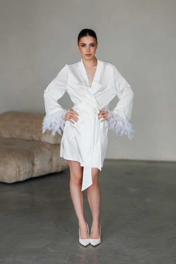 Short Silk Bridal Robe with Feathers